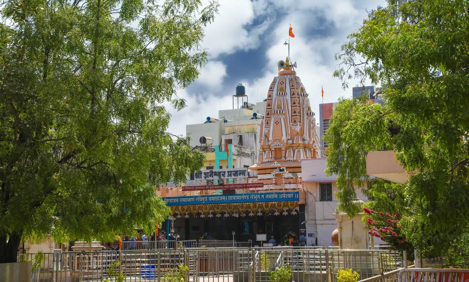  Shani Shingnapur